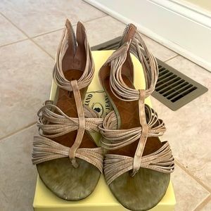 Lucky Brand Sandals 7.5
